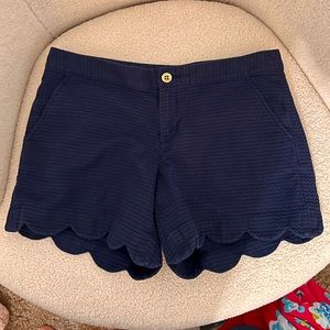 Lilly Pulitzer navy blue buttercup shorts